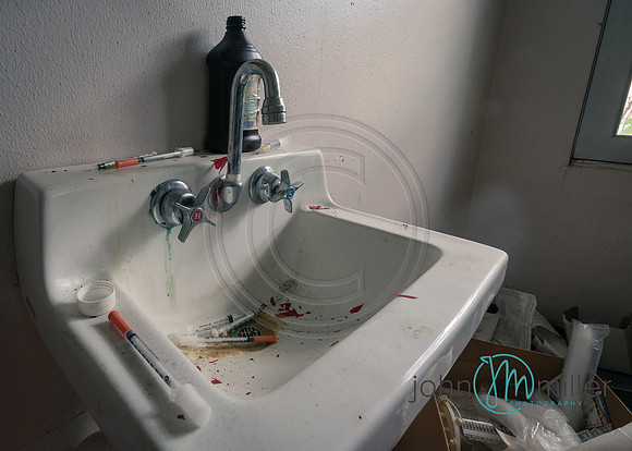 abandoned mental institution (asylum)