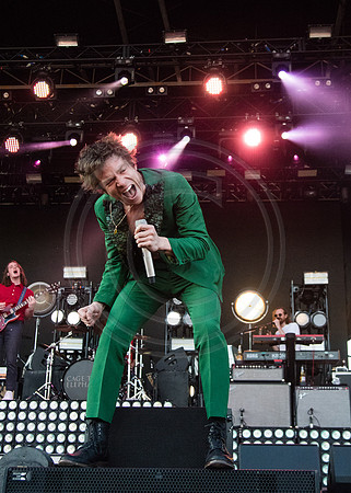 Cage the Elephant